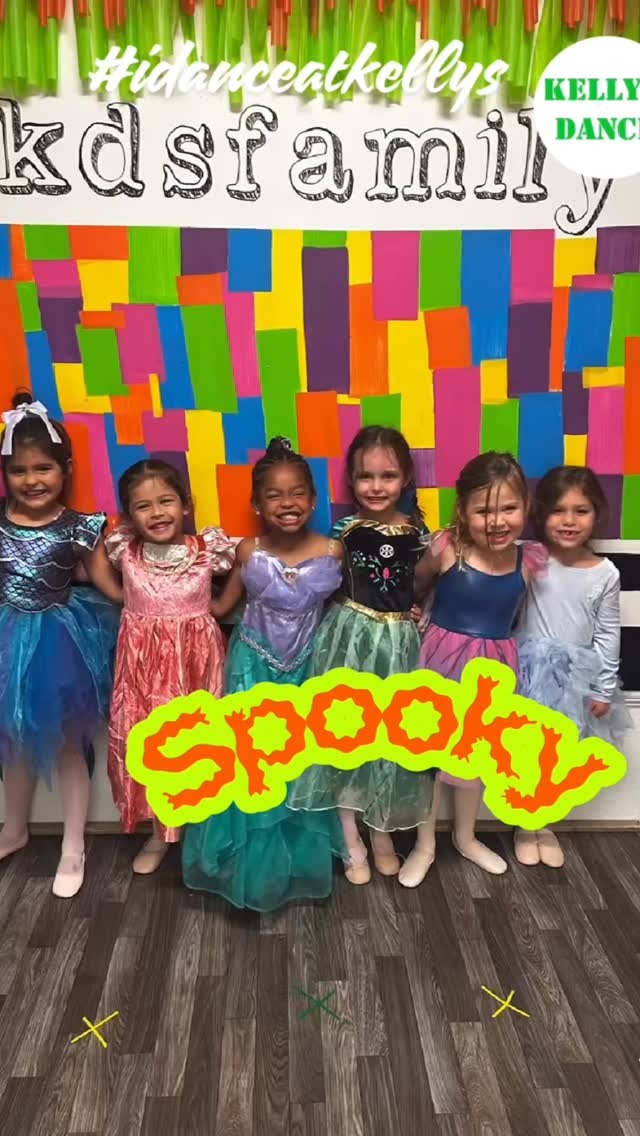 We love the ghostly season 👻
#halloween #octoberdance
www.kellysdancesummerville.com
#kellysdance #idanceatkellys #season18 #kdsfamily #summervilledance #summervilledancestudio #summervillemoms #summervillekids #summervillesc #summerville