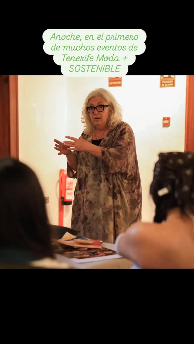 Un placer impartir este taller de color con raíces y moda en las primeras jornadas de Moda + Sostenible. Orgullosa de ser parte del cambio en nuestra isla 🩵💚