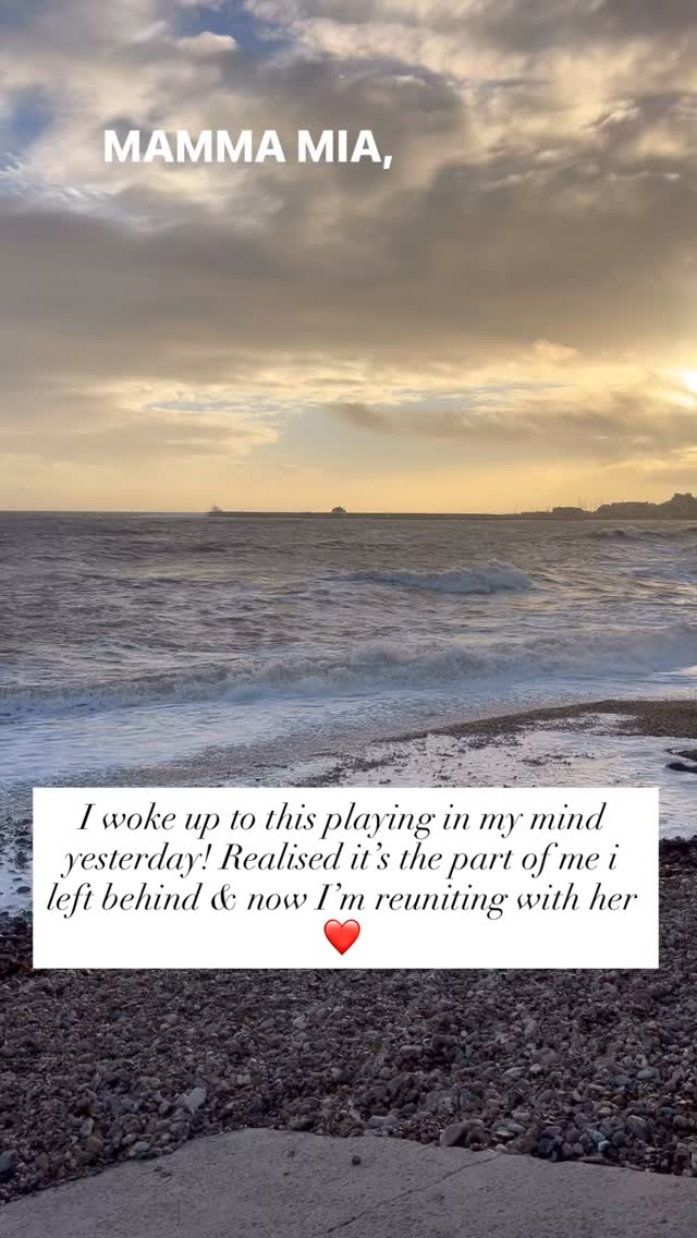 Sometimes messages arrive as music.🎶
Yesterday morning I woke with 💫Mama Mia💫echoing through my mind — a reminder of the part of me I tucked away when it didn’t feel safe to be her.
This move is awakening so much emotion and remembering. I’m coming home to myself, piece by piece, ready for what’s next. ❤️ what messages & reminders do you receive? #rememberwhoyouare❤️ #soulawakening💞 #grateful