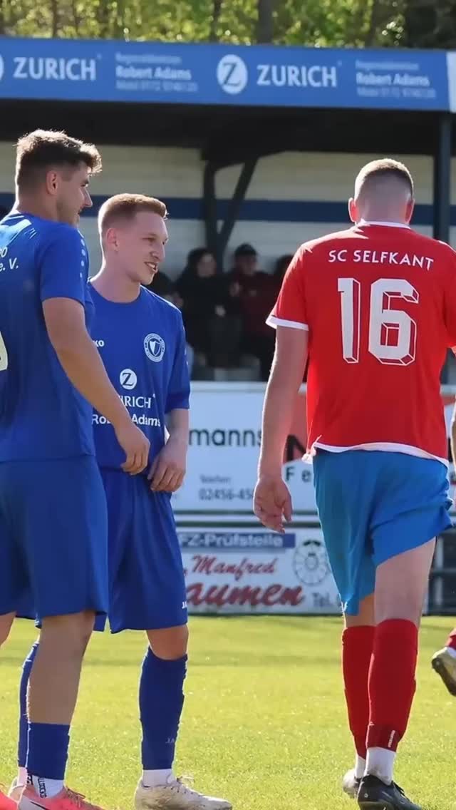 🔵⚪️ Derby-Woche beim SV Breberen! ⚪️🔵
Zwei Spiele. Ein Gegner. Maximale Spannung. 💪🏻
Am Sonntag geht’s in der Kreisliga A um wichtige Punkte – unser SVB empfängt den @scselfkant zum Heim-Derby!
Doch damit nicht genug…
Nur wenige Tage später steht das Wiedersehen an – diesmal als Kracher im Kreispokal! 🏆
Am Mittwochabend kämpfen wir um den Einzug in die nächste Runde – wieder gegen den SC Selfkant, wieder volle Leidenschaft! Das Spiel wird unter Flutlicht in Gangelt auf dem Gelände der @sg_gangelt_hastenrath ausgetragen.⚽🔥
Kommt vorbei, unterstützt unsere Jungs lautstark und macht die Spiele zu etwas Besonderem. Zwei Derbys. Ein Ziel. Alles für Breberen! 💙🤍
📸: @miriamsenft