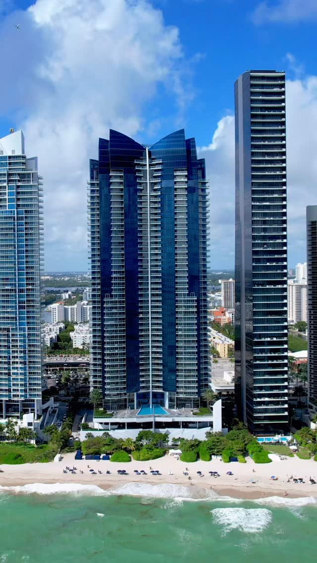 Jade Ocean 🌊☀️