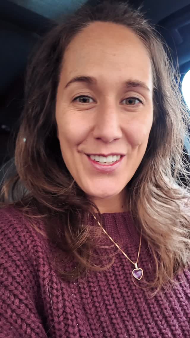 Första delen i min Stockholm Guide över yogastudios!
Först ut har vi fantastiska @varmdo_yogacenter , en studio i hjärtat utav Värmdö. Här hittar du massvis med yogaklasser, breathwork och gongbad. Studion var en så fantastiskt mysig video och man känner verkligen att det har lagts in kärlek, energi och omsorg i denna studio.
Om du bor eller har vägarna förbi Värmdö och Gustavsberg så skulle jag varmt rekommendera att titta in här.
#värmdöyoga #yogastockholm #värmdöyogastudio #gustavsberg #aikitastudio #yogamatta #yogainspiration