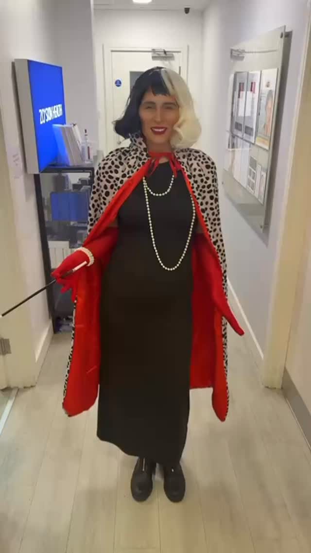 Last one we promise but this was our fav of the day 😍
It’s nice to see the team having fun during a busy day 😂
#wakeupearlyinthemorning #salon167davidlloyd