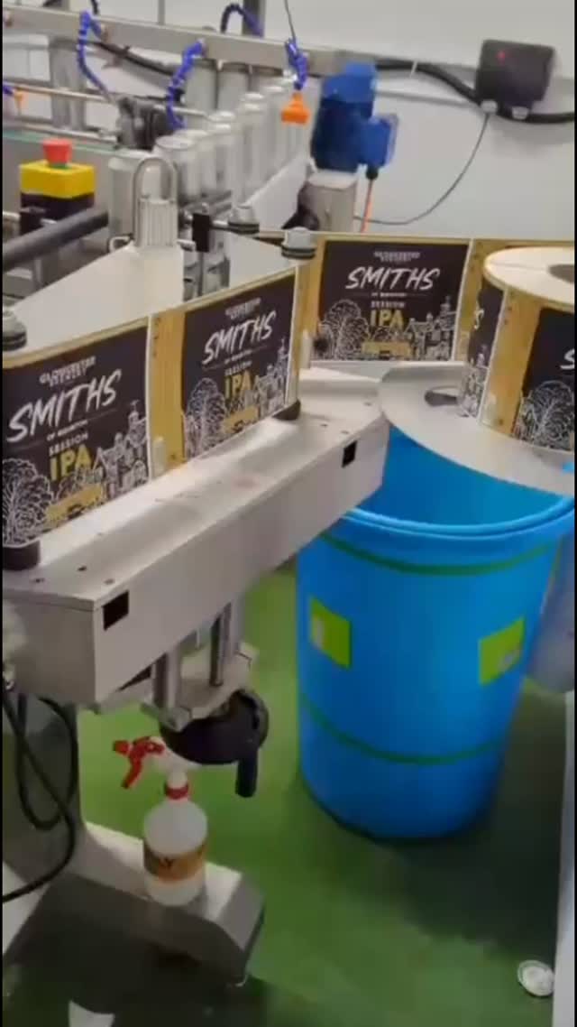 Been excited to announce this for a while! 😍 Super cool collaboration with @gloucesterbreweryuk for our session IPA
Cans looking absolutely 🔥 come get a taste!!