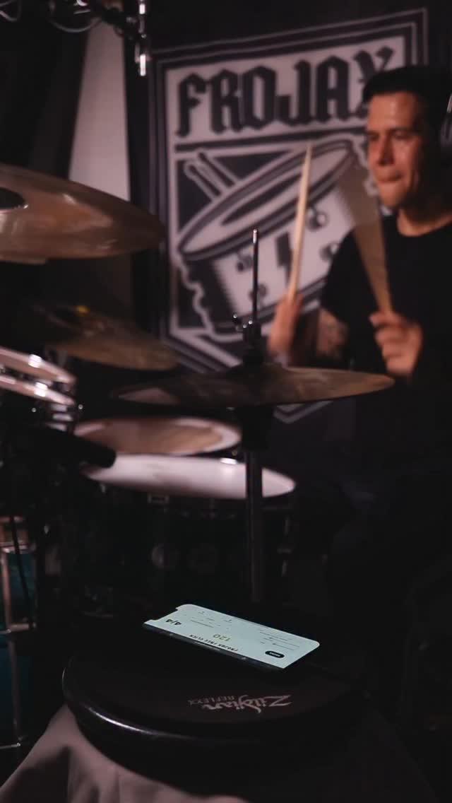 🧠 FROJAX FREE CLICK (Beta)
Hice mi propio metrónomo desde cero 💻
Pensado 100% para bateristas 🥁
Gratis, sin registro, sin anuncios.
👉 Comenta “CLICK” y te mando el link.
#FrojaxFreeClick #metronomo #bateria #drummers #drumpractice #bateristaslatinos #drumlife #clicktrack #drumtools #drumgroove #rudimentos #drumcommunity #drumeducation #drummerlife #practicewithclick #bateristas #drumming #drumkit #drumgear #drumapp