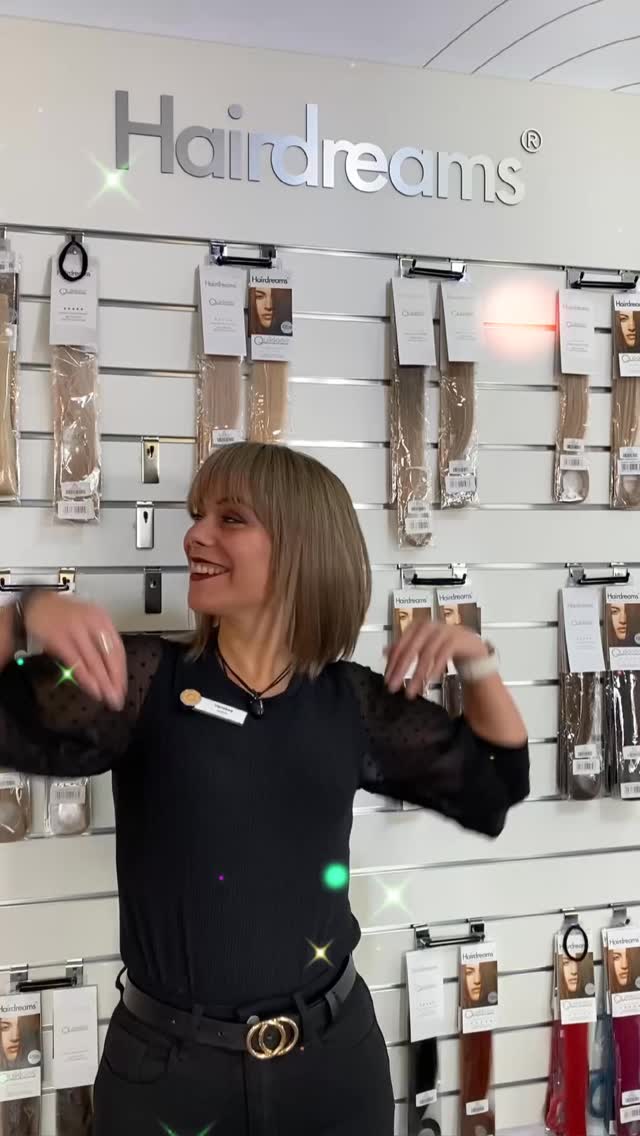 Quand on me demande ce que je veux pour Noël…
Moi direct : des extensions Hairdreams 💫
Parce que le vrai cadeau, c’est une chevelure de rêve 🎁💇♀️
@hairdreamsofficial
#Hairdreams #Noël #HairGoals #ChristmasWish #Luxembourg #salondecoiffure #extensions