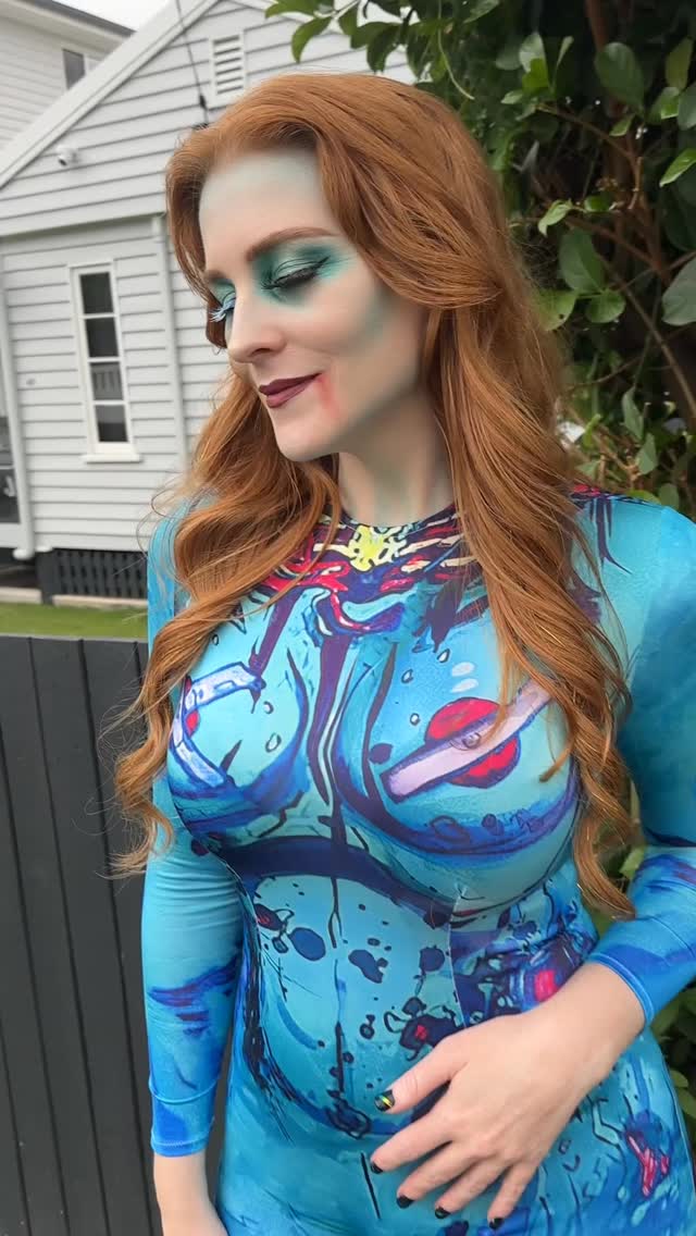 Some artists paint portraits- I create nightmares 💋🧟♀️
Transformations, costumes & SFX looks available all year round!🙌
DM to book your next killer look 🔪✨
#hawthornebeautysalon #brisbanemakeupartist #goldcoastmakeupartist #costumemakeupartist #specialfxmakeup #halloweenmakeup #zombiemakeup #fyp