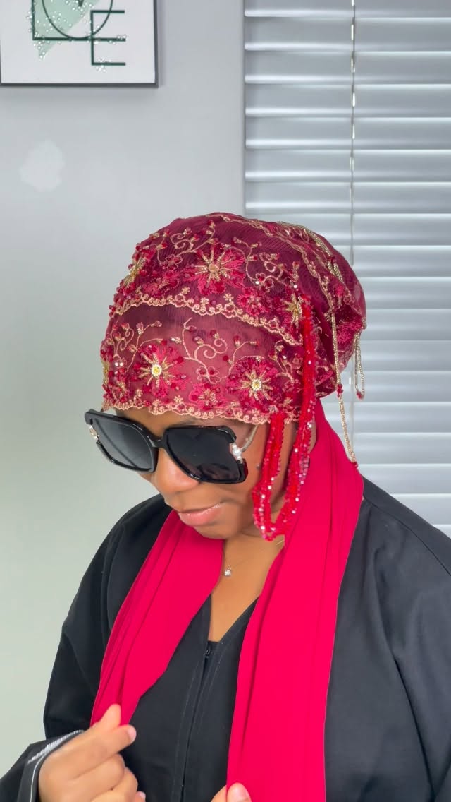 ◽️Hijab
▫️Shop our multipurpose hijab, it can be used as a cap, turban and hijab
▫️Available in powder blue , white, black , yellow ,ice blue ,coral peach ,cornflower blue , magenta , red
▫️Price: R300