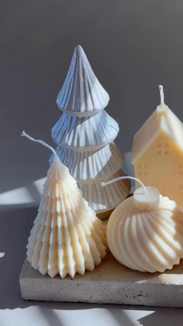 The best time of the year is coming, and nothing goes better with it than candles and coziness.
#giftideas #gift #partyfavors #christmas #candles
#aesthetic #handmade