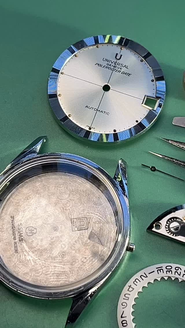 The Universal Genève Polerouter holds a special place in the hearts of vintage watch collectors, and for good reason. Designed by the legendary Gérald Genta, it combines timeless design, technical innovation, and rich history. Produced over several decades in a wide variety of styles and references, the Polerouter perfectly captures everything we love about vintage watchmaking. #watchcollector #universalgenevepolerouter