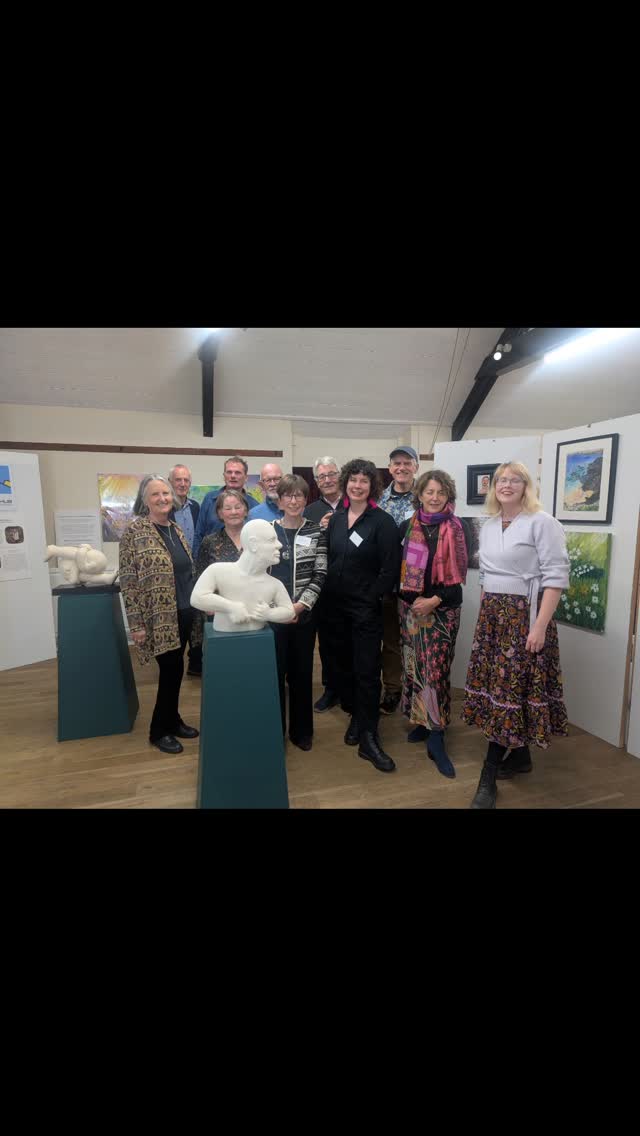 A fantastic opening night for the Big Arts Weekend last night! Thank you to all the artists, the exhibition looks incredible.
The Big Arts weekend is now open! Drop by the East Harptree Village Hall this weekend 10am - 4:30pm Saturday and Sunday. Drop by to see the show and enjoy tea, coffee, cake and meeting the artists!
Workshops today from 10:30-12pm (@jackies_still_standing and @iamalibrown) and this afternoon 2-4pm (@kevin_hemmings and @cherylherrington_art). Check our website for more info!
Artists include
@amyhutchingsprints @emmapowelletc @paulinejoanpalmer @maryliddellart @darvill.john @cherylherrington_art @kevin_hemmings @jackies_still_standing @potts.cottage.collective @iamalibrown @patrickbarkersculptor
Guest artists include
@kerigreenillustrator @meglovellphoto @giulianaterranartist @amyhostlerdesigns @spanish_lessons_in_chew_valley, Sue Hemmings, Alison Gibson, Steve Thomas, Len Willis