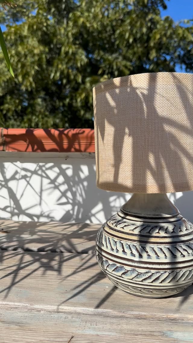 Soft morning shadows playing on one of my favorite ceramic pieces.
Thereโs something magical about the way sunlight makes every texture come alive. โจ
Handmade, slow-crafted, and always inspired by nature.
#potterylamp #ceramiclamp
#handmadeceramics #ceramicart #studiopottery #potterylove
#craftedwithcare #ceramicdesign #clayartist #texturesinclay
#interiorinspiration #artisanmade
