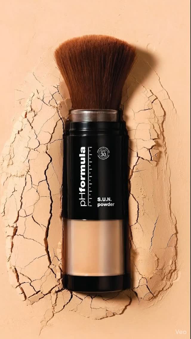 🎀 אבקת הגנה שלא תרגישי בכלל 🎀
ה־Sun Powder SPF 30 של pHformula היא לא עוד מקדם הגנה – זו הדרך הכי אלגנטית לשמור על העור שלך בכל יום 💁♀️
✨ נוסחה מינרלית עם SPF 30
✨ מספקת הגנה מפני קרינת UVA ו-UVB
✨ מטשטשת ברק ושומניות – מושלמת לאיפור או לרענון במהלך היום
✨ מתאימה לכל סוגי העור, גם לעור רגיש
✨ מגיעה במברשת נוחה לשימוש בכל מקום
💡 פשוט לוחצים, מנערים בעדינות ומברישים – והעור נראה מושלם ומוגן ☀️
#phformula #sunpowder #spf30 #טיפוח #קוסמטיקה #עורזוהר #עורבריא #עור #טיפוחויופי #אנטיאייגינג #עורבוגר #הגנהמשמש #קוסמטיקהמקצועית #מברשתהגנהמנרלית