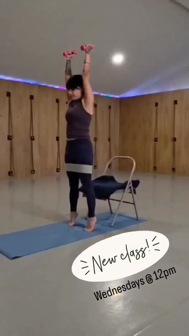 📢 New Class Alert
Wednesdays 12pm -
Strength and cardio conditioning:
This 50 minute fitness class is designed to build strength and stamina to compliment your yoga practice. Using various light weights, resistance bands, and fun repeated drills, you will work to increase your heart rate while engaging in mindful movement. This class is suitable for all levels.
.
.
.
#yogakurunta #yogakuruntasa #sanantonioyoga #sanantonioyogateacher #satx #210yogis #satxyoga
#propyourpractice #castlehillstx #castlehills