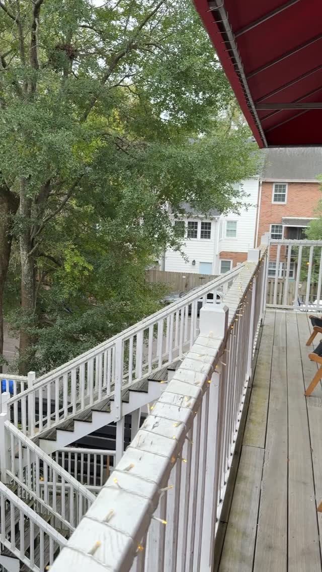 Tag the travel buddy who’d appreciate morning espresso & downtown sunsets. #TravelBuddy #DowntownWilmington #MorningEspresso #SunsetViews #BoutiqueHotel #TravelTogether