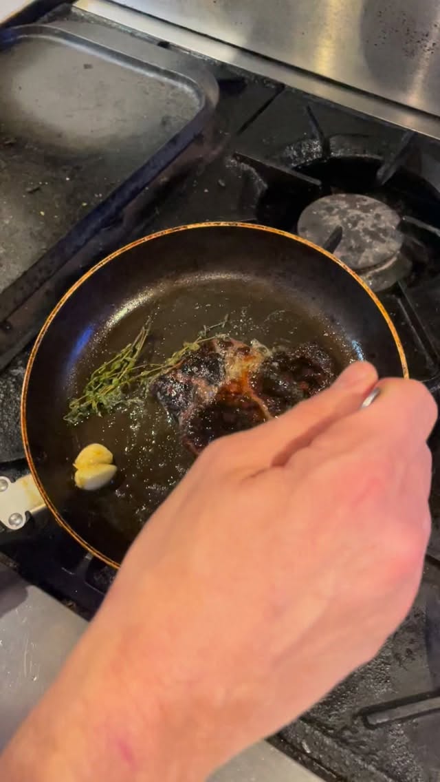 Shoutout to @dereksarno Thanks for the amazing recipe!
Home grown Lions Mane thanks to @foragerstable turned into steak and chips 🥩🍄🟫
Come and check us out @ Home Community Cafe to see what other vegan creations we come up with #veganeats
(This is not a paid promotion)