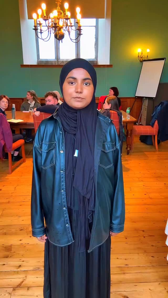 A great half day video training with UCC SEFS student ambassadors and staff. Student and employee generated content is one of the best ways to get your messages across on social media. And getting strategic about planning, filming and editing helps to get everyone on the same page, creates consistency for posting and branding and give everyone confidence to keep trialing and learning.