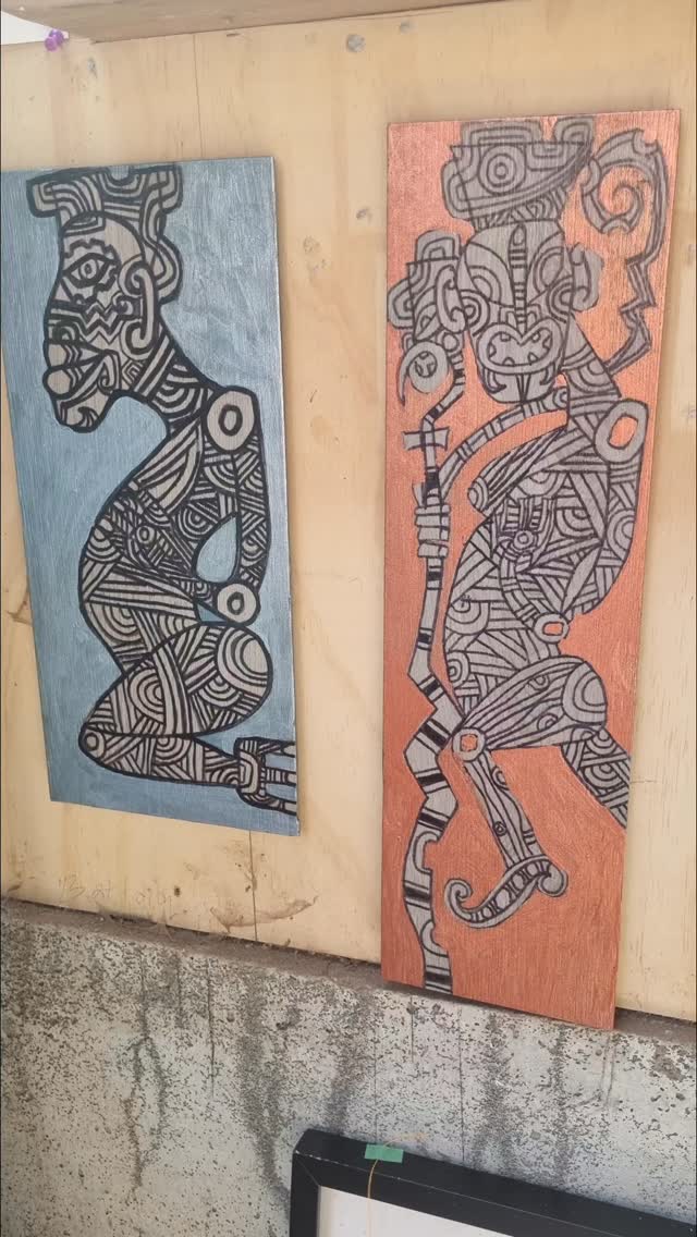 @thompsonkiwikiwi prepare to be blown away by the multi-talented Thompson Kiwikiwi. In a studio that is floor to ceiling "wow!" Where anything and everything has become art, utilizing all manner of media, creating with raw passion.
Open again this weekend, although he won't be far from the workshop/studio during the week, drop by...you might even meet Banksy the cat.
#taranakiartstrail #artist #taranaki #painting #sculpture #mixedmediaart #taranakilikenoother #supportlocalartists