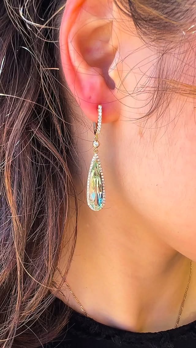 Soft green hues, diamond fire, and the glow of yellow gold — a harmony of sophistication and light.
Elevate your collection with these extraordinary earrings, now available to purchase at Martin Rogers.
#greenamethyst #diamondearrings #adelaidejeweller #finejewellery #luxuryjewellery #goldjewellery #earrings #diamondearrings #adelaide #adelaidefashion #adelaidebusiness #shoplocal #martinrogersjewellers