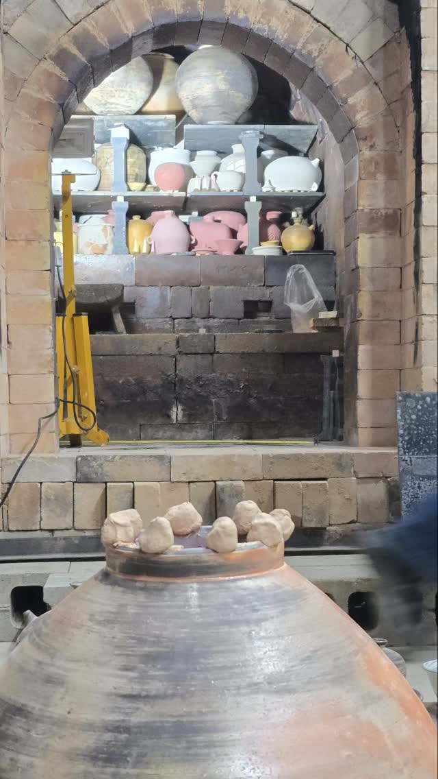 What a fantastic firing! While the addition of the woodfiring with the onggi practice made for a hectic week, it was great fun and the results were fabulous!