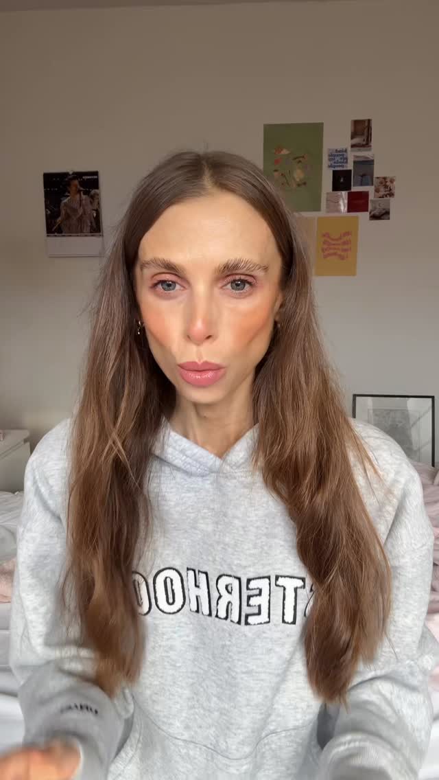 Today I was asked a very important question 🥰
What is a holistic self-love and empowerment coach?
Which I loved, because not only did it make me think, it helped me go deeper than the label/title we often give ourselves.
Firstly, what led me to becoming a self-love & empowerment coach was my own adversity, challenges and struggles with my mental health.
Of feeling lost, scared, in the dark, silenced.
Of not knowing who I was, which led to me becoming a shell of myself.
I spent years searching for the answers, only to discover that the answers I was seeking had been inside me all along, if only I’d paused for a moment to listen.
This is part 1 of what it means to me to be a holistic self-love & empowerment coach on day 10 of my viability challenge.
Follow @laurasylv for part 2 and more of my work! 💗
.
.
.
#becomingher #healingjourney #overcomingadversity #mentalhealthrecovery #selflove #selflovejourney #empoweringwomen #empowermentcoach #selflovecoach #holistichealing #selfdiscoveryjourney #spirtualawakening #spiritualjourney