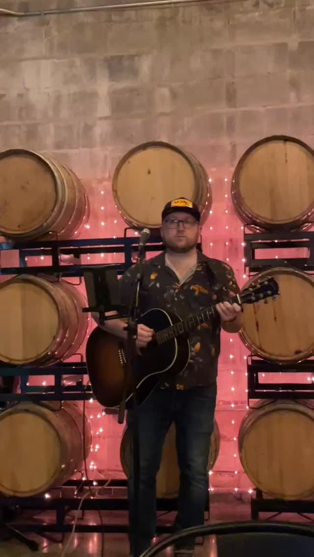 New song I’ve been working on called Northern Skies. I’ve been making an effort to get songs into my set for a while before I record them. Something about playing them live really helps me with the development process. This one started as a tribute to a fun bar in Akron, Ohio I used to play called Old Haunts. By the time I was done it took a different direction.
#singersongwriter #songwriter #altfolk #americana #livemusic #giglife #folkrock #lakevilla #illinois #midwest #midwestisbest #northernskies #oldhaunts