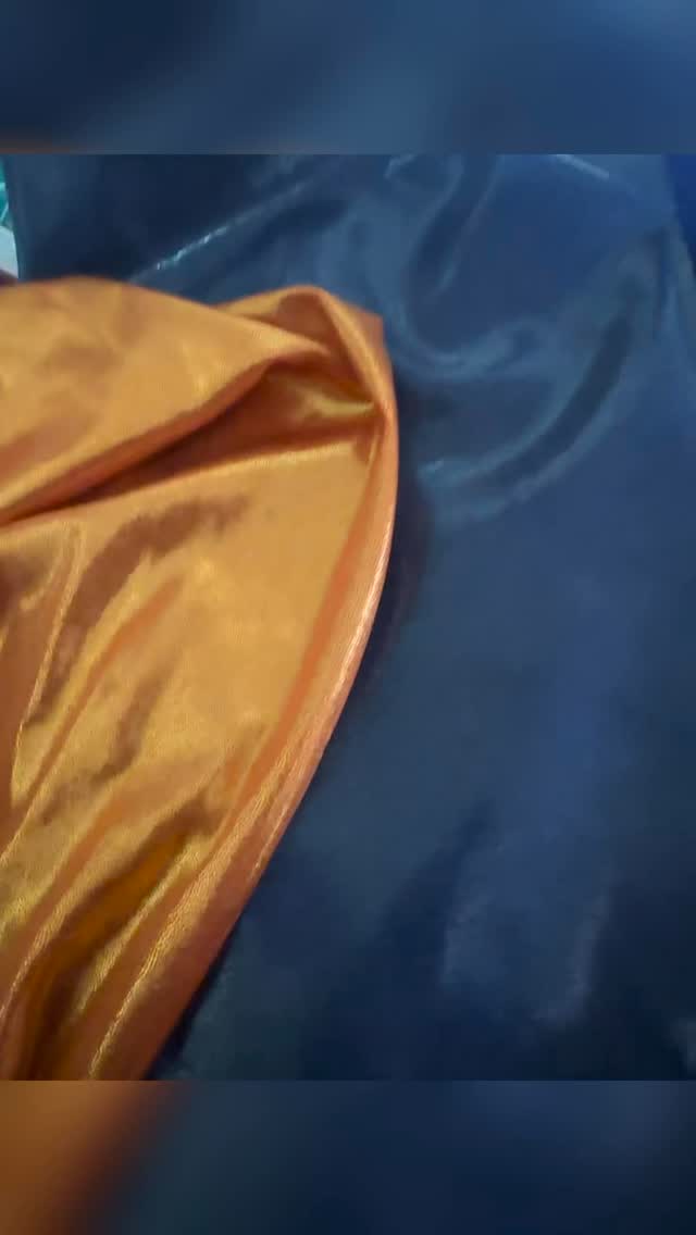 In love with this navy shiny fabric pictures don’t even begin to do it justice 😍😍😍🔥💜