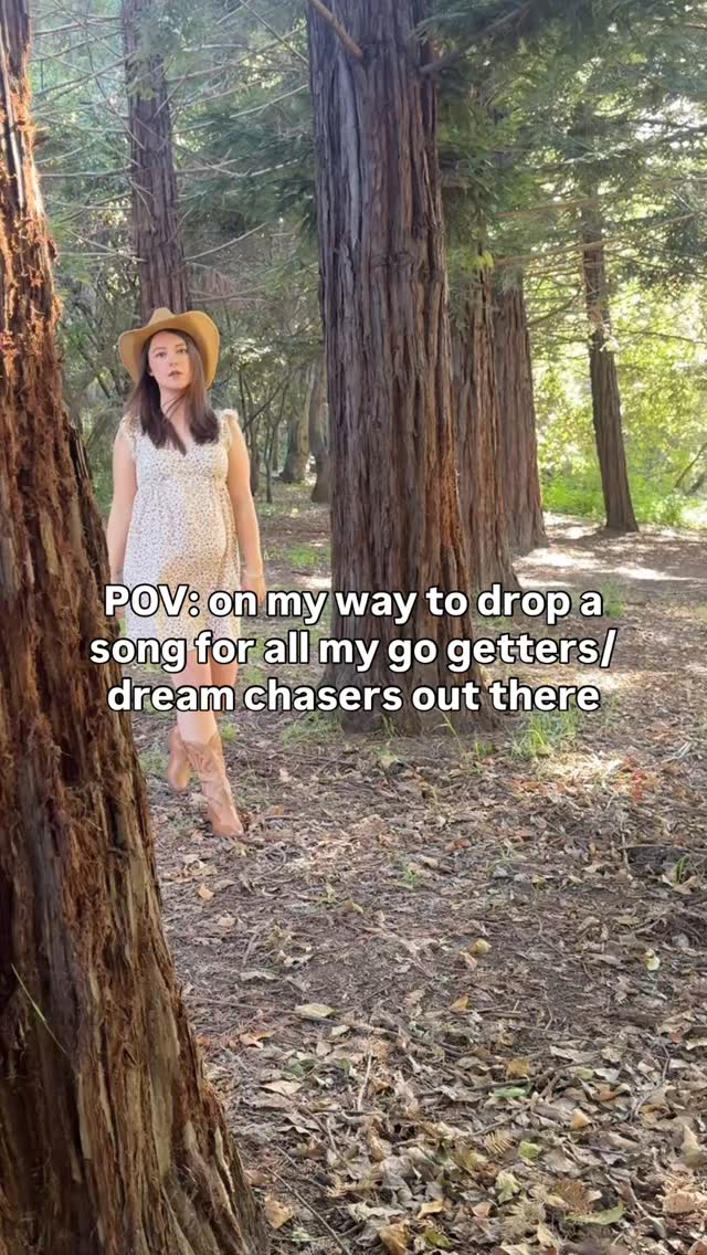 What dreams or goals are you pursuing? I wanna know!
#newmusic #teaser #countrymusic #adreamrealized #dreamchaser