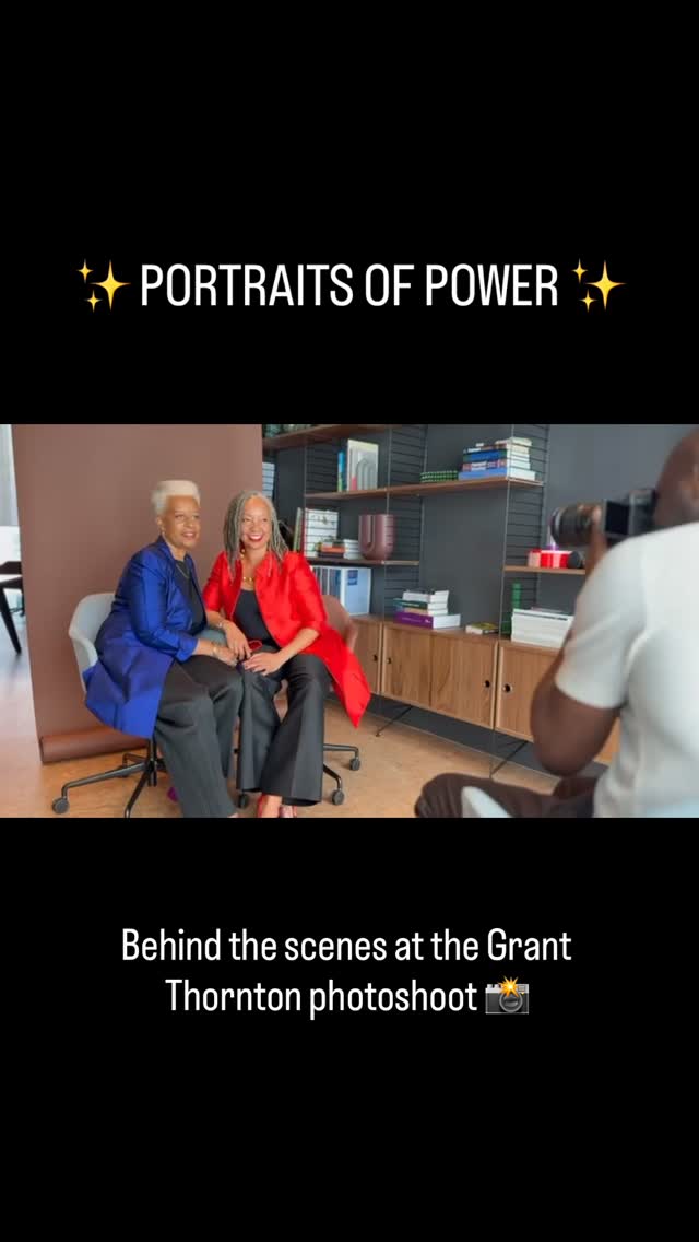 A little sneak peek at how Maggie and Jane’s Portraits of Power came to life from the @grantthorntonuk photoshoot for Black History Month.
#bts #behindthescenes #photoshoot #grantthornton #portraits