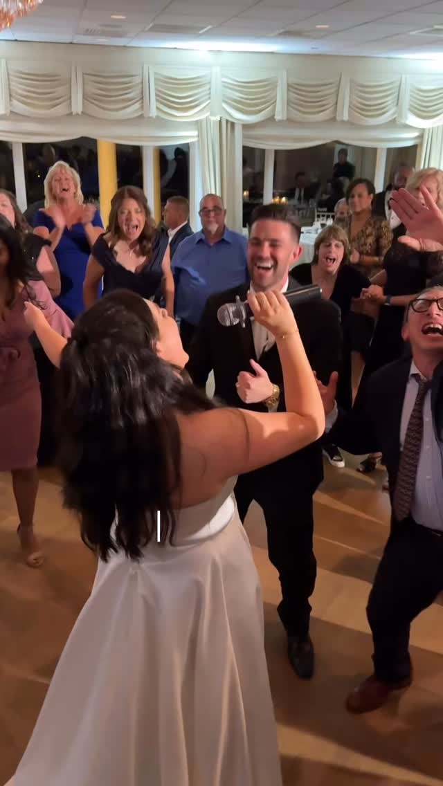 Congratulations to Allie and Chris on their beautiful wedding at The Breakers on the Ocean in Spring Lake! 🤍 The guests were singing at the top of their lungs all night long 🙌🏻 and this is how it went down… 🕺💃🏻
#dontmissabeatevents #dontmissabeat #dmab #dmabe #wedding #weddingreception #nj #njwedding #njbride #njweddingdj #njweddingentertainment #njweddingplanning #thebreakersontheocean #thebreakersontheoceanwedding #springlake #springlakenj #2025bride #2025wedding #2026wedding #2027wedding