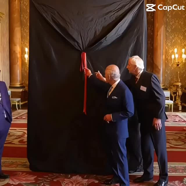 🎟️BUY YOUR TICKETS NOW!🎟️
Either online(link in bio) or walk up to Bradshaws and grab some😁
EVEN KING CHARLES IS COMING!😅
#pantomime #harlingtonperforms #oz #getyourticketsnow‼️