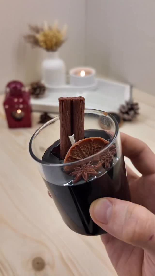 Mulled wine 🍷🍊
#candle #mulledwine #christmas #candlelovers #candlemaker #homedecor #candleart #homemade #madewithlove
