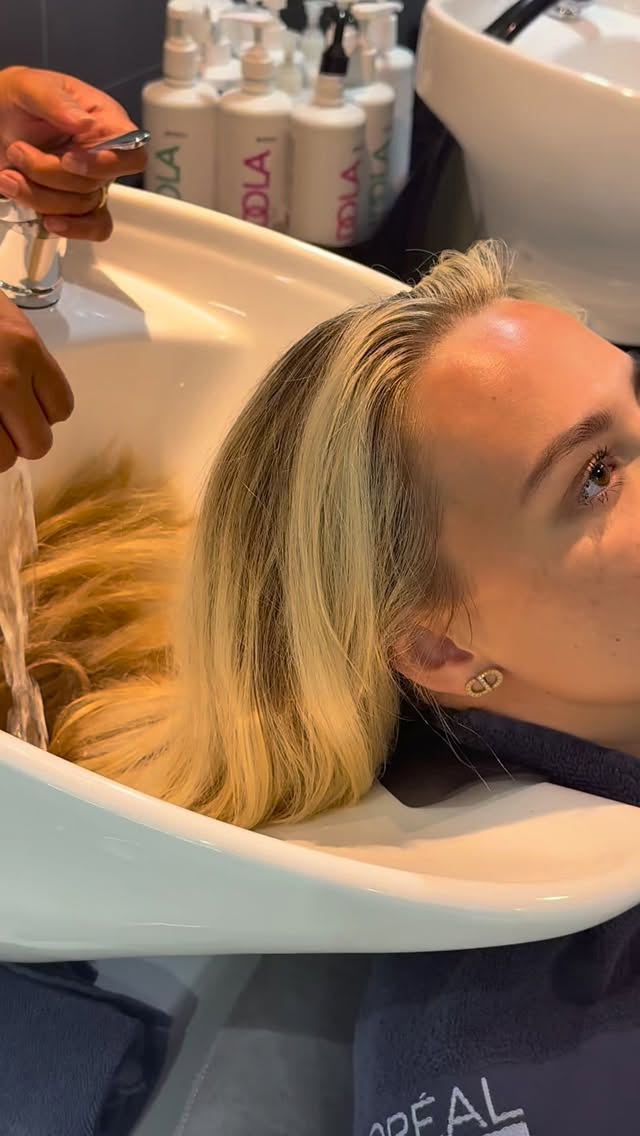 Sun, sea, and the ultimate bounce @hairbylucy.uae experience the iconic Dubai bouncy blow dry by Lucy at RIVA Beach. Where effortless volume meets beachside luxury, and every strand is styled to perfection. Live the glow, feel the confidence, and let your hair do the talking. ✨💁♀️ #RivaBeach #DubaiSalon #BouncyBlowDry #HairGoals”