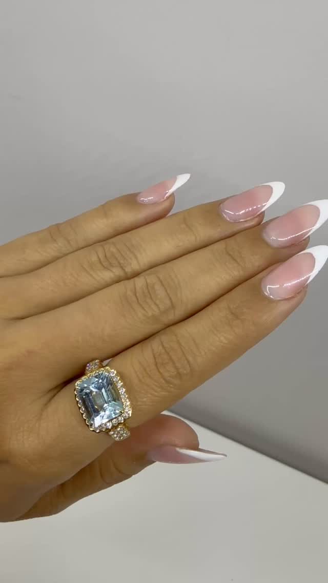 Aqua colors dripped in yellow gold, reminding us of summertime. #jewelryaddict #alperjewelry #viralreels❤️ #instagood #finejewelry #diamondjewelry #miamibeach