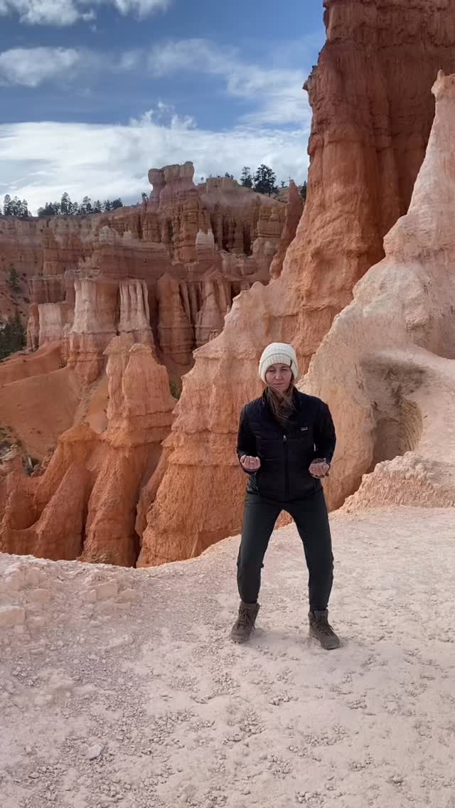 Just a bit windy in Bryce Canyon that day. Connect with nature through Qigong . Move : open up to the universe #qigong #qi #yoga #instafitness #nature #brycecanyon #utah #energy #exercise #healthy #healthymind #fitlife #healthyliving