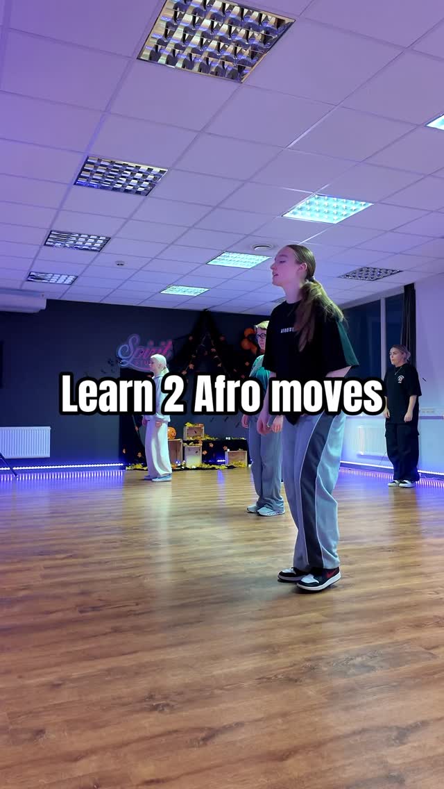 Afro with @annakisseljova โจ
Learn these 2 moves from African dance styles with us ๐
Want to experience these immaculate vibes? Join our beginners classes every Tuesday 18:00 at Spirit Studio ๐
#jazzรฉ #amapiano #amapianodance #afrodance