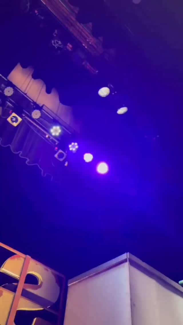 A arte também precisa de cuidado e energia pra acontecer. 💧
Obrigada, @donnanaturezaoficial , por estar com a gente, apoiando a cultura e o bem-estar em cada ensaio e espetáculo. ✨