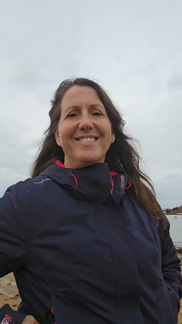 Avoir de la gratitude et de l'appréciation pour toutes les personnes qui ont joué un rôle même infime dans nos vies nous permet de nous relier à une énergie positive d'abondance et de creation. #coaching #transformation #gratitude