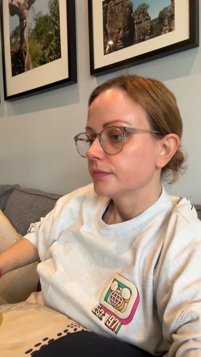 Most habit advice starts with self-control.
But some of the most powerful habits begin with connection.
When we feel safe with others, or even with ourselves, our bodies relax.
That calm state is what makes consistency possible.
Connection-based habits are the quiet ones that help us feel anchored:
đ¤ checking in with a friend
đ¤ sharing a meal instead of scrolling
đ¤ pausing to really listen
đ¤ ending the day with a few kind words
These arenât just ânice extrasâ, they rewire our nervous system for stability and motivation.
Because belonging keeps us regulated.
And regulation keeps us showing up.
Build habits that connect, not just correct.
#connectionbasedhabits
#psychologyofconnection
#nervoussystemregulation
#coregulation
#habitswithheart
#mindfulconnection
#mentalhealtheducation
#relationshippsychology
#selfregulation
#emotionalwellbeing