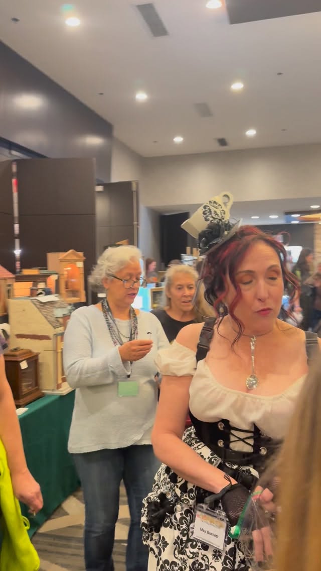 Seen @may_burnett @philadelphiaminiaturia #steampunk #dollhouse #dollhouseminiature #miniature #modelrailroad