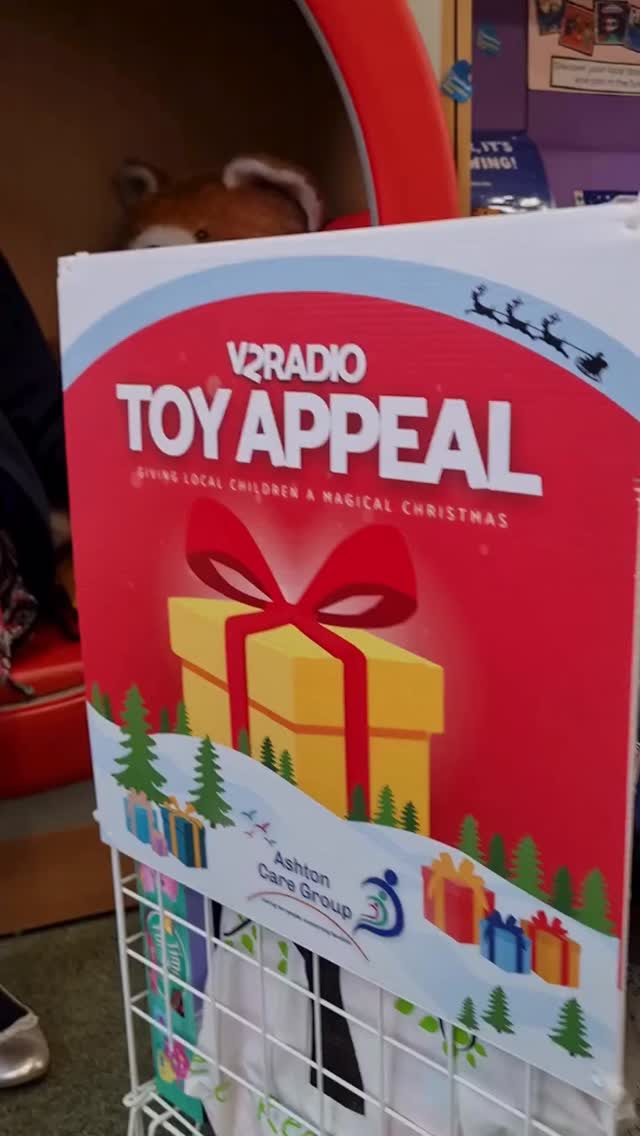 #christmas #v2radio #ashtoncaregroup #bognorregis #wittering #littlehampton #supportlocal #christmasmagic