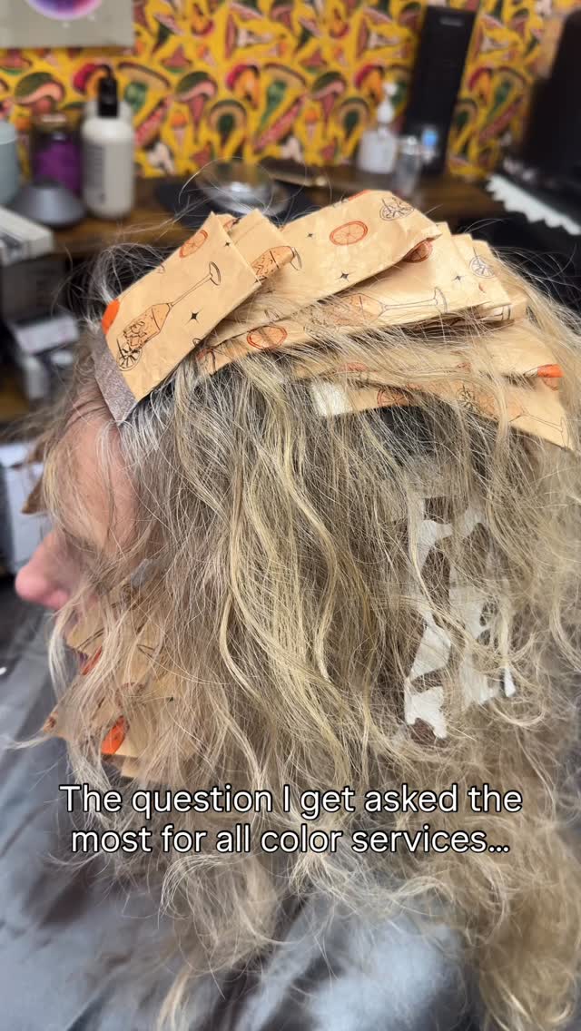 I get asked my clients almost every time they come in for a color service. “Should I wash my hair before hand?” 🧼
I know over the years everyone has said “No! Don’t wash it!” And I think things are getting lost in translation. Most if not all stylists, including myself, ask you to not wash RIGHT before you come in. Washing your hair can make micro micro abrasions in your scalp and if you are getting a lightning service..it can lead to burning or worse complications.
While yes, having oils on your scalp can protect you from complications. Having too much oil on your scalp/hair can actually make your hair stick together and it’s harder to make sure we (the stylists) can get the color exactly where we want it. For instance: if you’re getting highlights. The hair will have a tendency to stick together and your highlights can be more chunky instead of blended.
SO. What does that mean? Should you wash your hair before coming in to your appointment? Yes. BUT. At least 1-2 days before your appointment. Fresh hair is always easier to work on, and if your getting just a styling appointment we can always dirty it up for you 😉
#sanmarcoshairstylist #escondidohairstylist #solasalons #sanmarcoshairsalon #solasanmarcos #blondingspecialist #highlights #livedinblondes