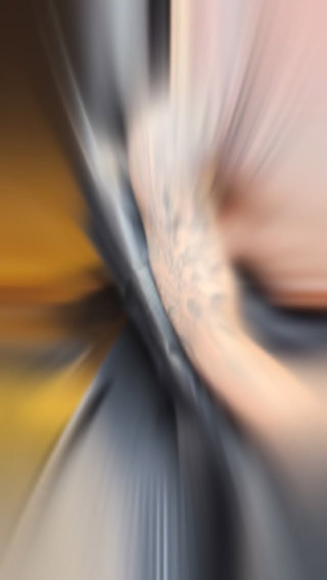 We had our good friend Robert Atkinson guest spot at the shop recently, and he went all in on this killer chest piece. The detail and flow in this hawk are unreal ā bold, clean, and packed with that classic style heās known for. Always awesome having him in the shop, bringing good vibes and solid work every time!! heās here a couple more days , stoked to have him here!#truegrittattoosnewmexico #albqtattoostudio #albquerquetattooartist #blackandgreytattoo #tattooideas #tattoos #duhhhhšā¼ļøā¼ļøā¼ļøš„š„š„4 #legends #japanense #cantstoplaughing