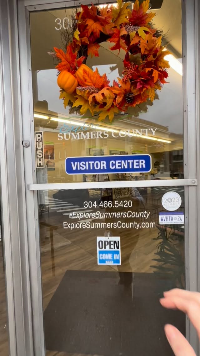 Did you know our Explore Summers County Visitors Center is packed with free resources to help you plan your next adventure, whether itās close to home or across West Virginia?
Hereās what youāll find when you stop in:
š„¾ Hiking Maps ā Trails for Sandstone Falls, Grandview, Fayetteville, Bluestone State Park, and beyond
š£ļø Scenic Road Maps ā Perfect for Sunday drives and day trips
šļø Regional Guides ā Explore nearby counties and destinations
š°ļø Historic Walking Tour ā Discover Hintonās stories and architecture
š Travel Brochures ā From coalfield tours to motorcycle routes we have go you covered!
Weāre your go-to stop for planning, exploring, and getting inspired to experience everything our region has to offer.
Whether youāre local or visiting for the first time, come in and see whatās here ā you might be surprised by what you discover!
š Come visit us in Historic Downtown Hinton 300 2nd Avenue, Hinton, WV 25951
#exploresummerscounty #visitwv #almostheaven #backroadsofappalachia #hikemoreworryless #visitorcenter #information #motorcycle