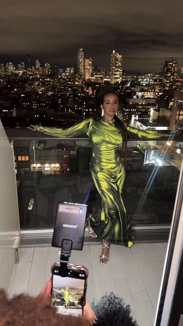 no witty caption, you see it. #nayszn 🦂