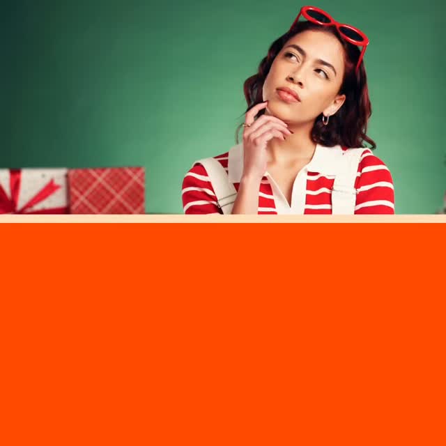 Yes it’s that time of year and once again you can’t think what to get. If someone you love is tricky to buy for because what they like most is heading to the pub for pint o’clock, dining out on delicious and lovingly prepared food or tucking in to a bottle of red at home in front of the fire - then we have you covered! Give them the gift of The Kings Head with one of our vouchers! It can be for whatever amount you like, with a message from you and will come as a physical or digital voucher redeemable at The Kings Head Bildeston on a slap up meal, a bar tab or something special from our wine shop! That’s Christmas wrapped up! #gifting #present #favouritepub #suffolkchristmas #suffolkpub #christmasgift #birthdaypresent