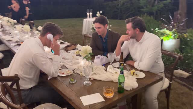 Every guests’ favorite surprise: leaving a voicemail for the bride and groom 🤍