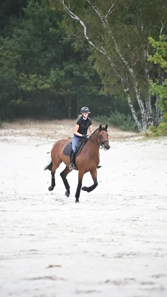 Throwback🤩
Sommige hoofdstukken sluiten, maar blijven speciaal. Dit was er zo een🤎