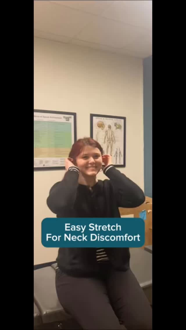 Shoulder or neck tightness? Dr. Burke walks Lydia through a super effective levator scap stretch that you can do anywhere.
Perfect for desk workers, busy parents, and anyone who carries stress in their shoulders 💪✨