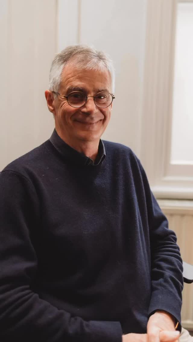 They all said the same thing before we started: ‘I hate having my photo taken.’
Sound familiar?
Environmental headshots are the easiest and best way to make you feel comfortable - but not only that, they invite your ideal client into a glimpse of who you are.
Gone are the days of cold studio shots with no personality or individuality.
If you need to update your headshots, let me get you relaxed and comfy in front of my lens.
DM to inquire what this could look like for you.